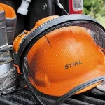 Перчатки, очки и каски Stihl: безопасность и комфорт на первом месте